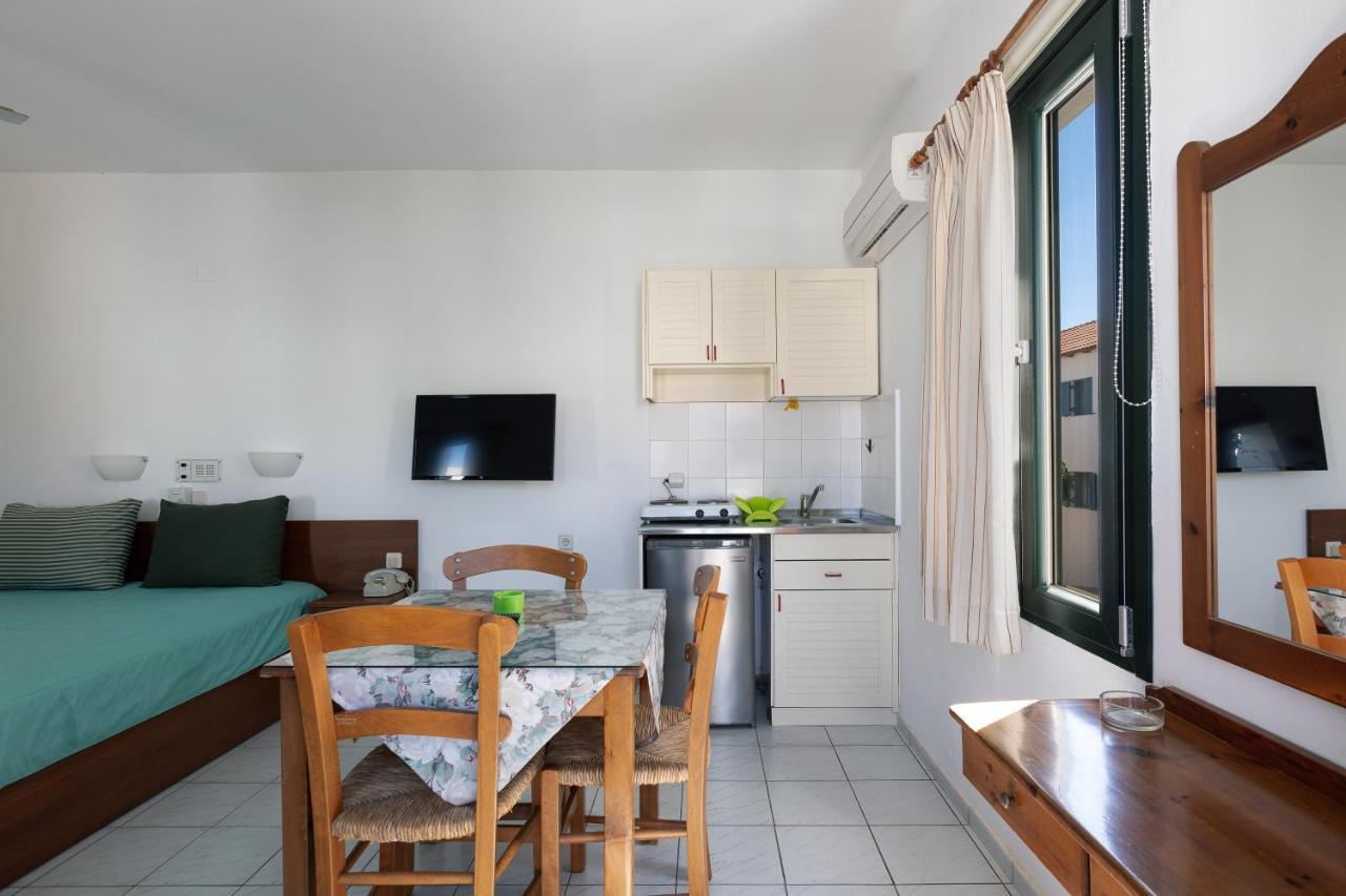 Konaki Studios & Apartments Pánormos Eksteriør bilde